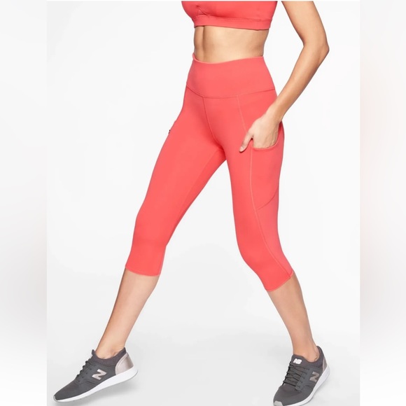 Athleta Pants - Athleta All In One Crop Tight Legging Capri Mesh panels pockets Black Medium